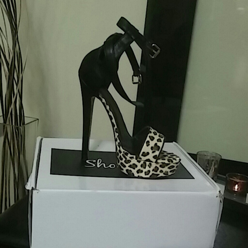 High heels shoe
